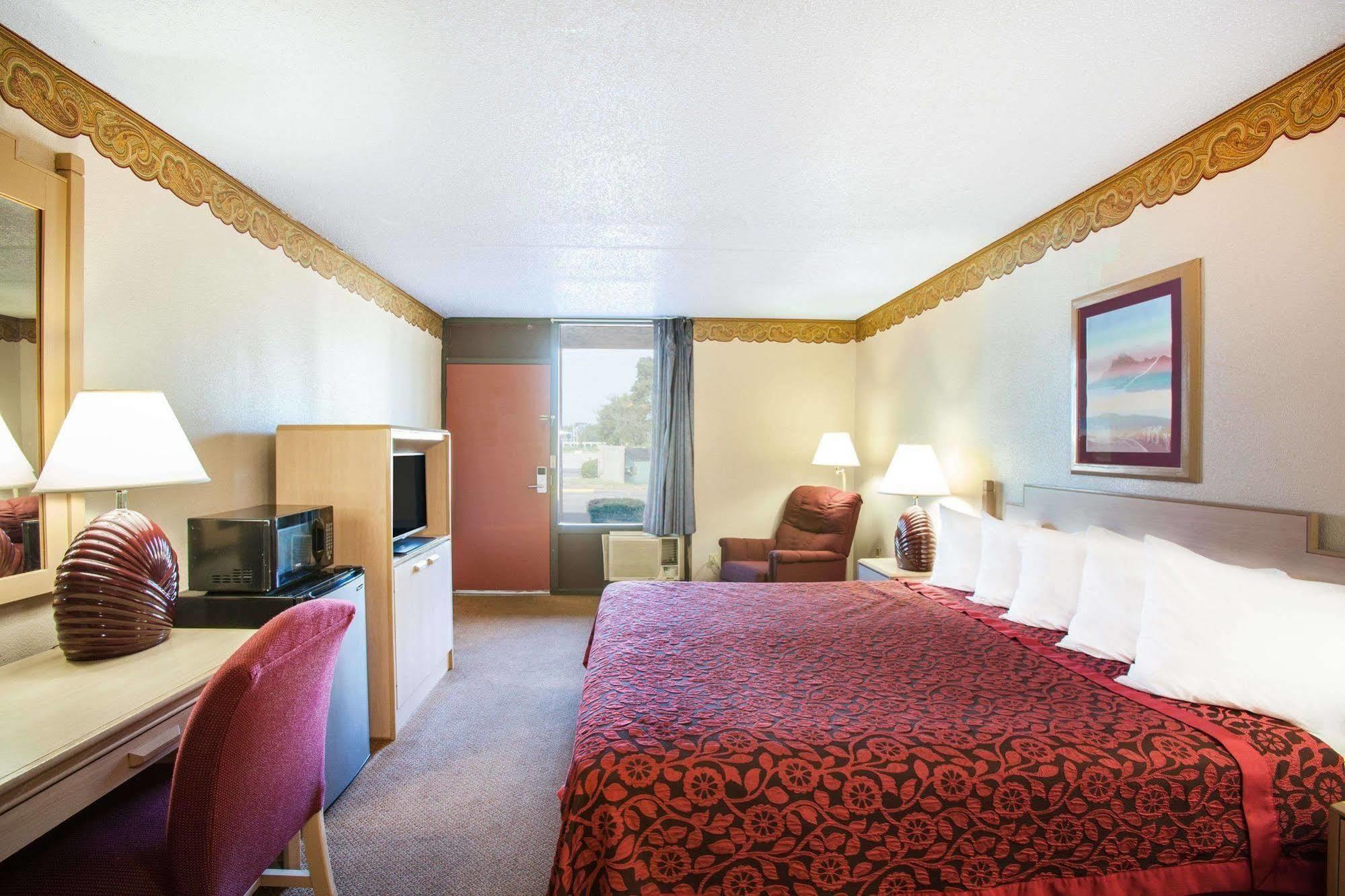 Economy Inn Arkadelphia Exteriör bild